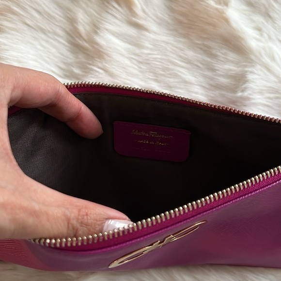 Salvatore Ferrgamo Wristlet Clutch - Picture 4 of 4